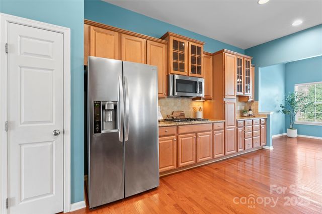 16103 Grassy Creek Drive, Huntersville, NC 28078