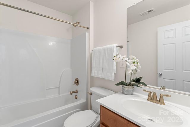 16103 Grassy Creek Drive, Huntersville, NC 28078