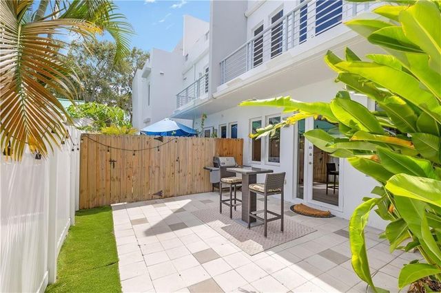 302 NE 8th Avenue 0, Fort Lauderdale, FL 33301