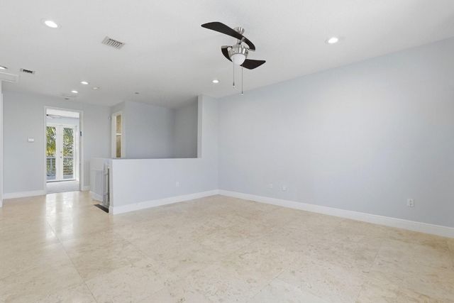 302 NE 8th Avenue 0, Fort Lauderdale, FL 33301