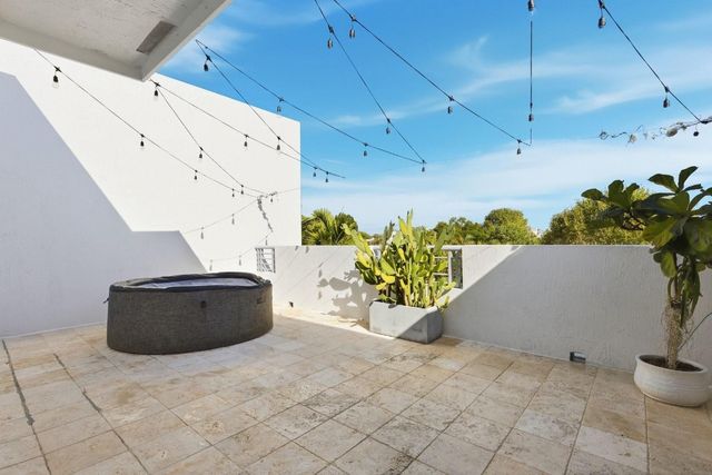 302 NE 8th Avenue 0, Fort Lauderdale, FL 33301