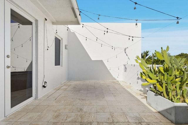 302 NE 8th Avenue 0, Fort Lauderdale, FL 33301