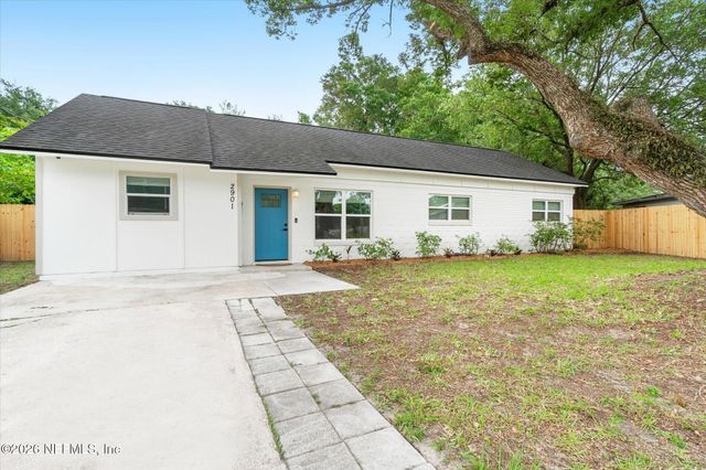 2901 STONEHURST Road E, Jacksonville, FL 32277