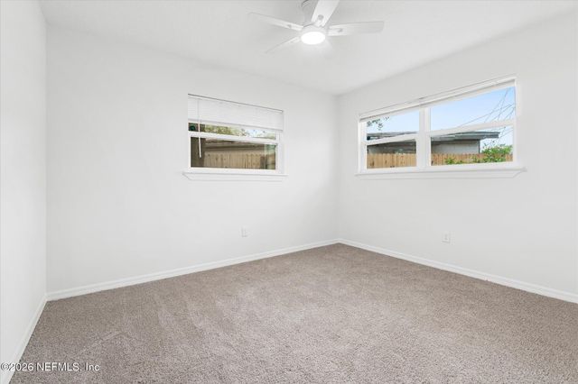 2901 STONEHURST Road E, Jacksonville, FL 32277