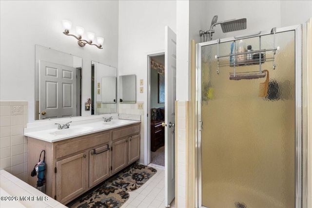 48 Diamond Lane, Howell, NJ 07731