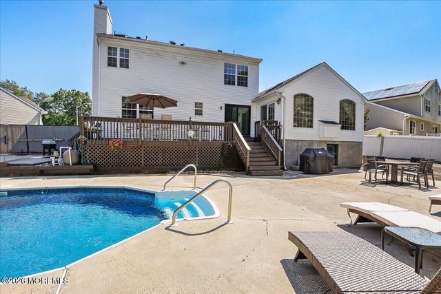 48 Diamond Lane, Howell, NJ 07731