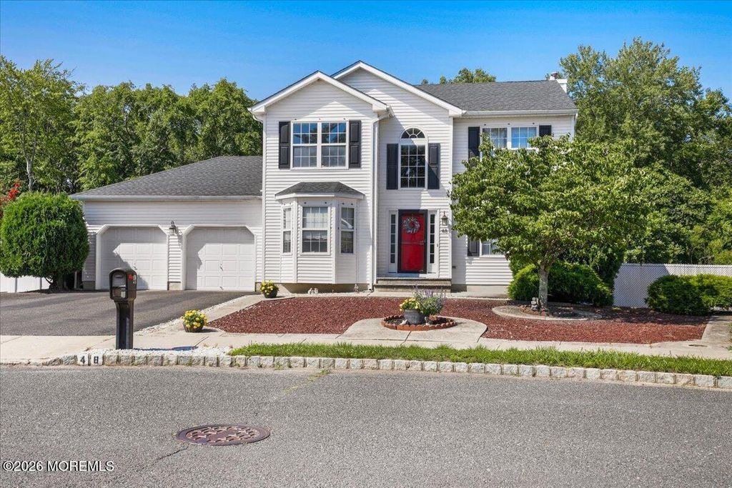 48 Diamond Lane, Howell, NJ 07731
