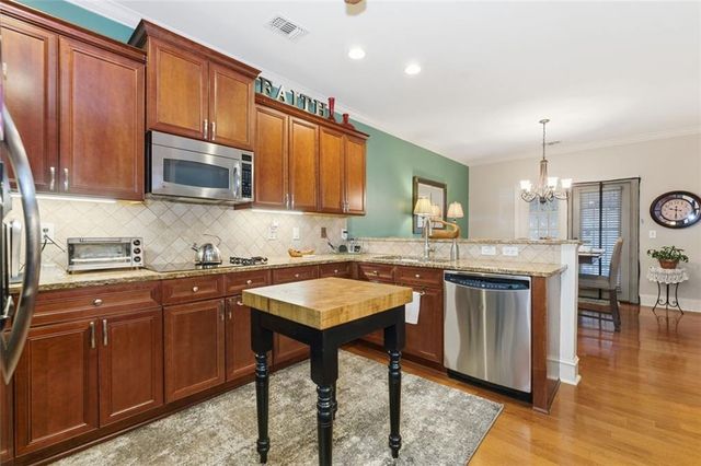 995 Savannah Commons NE Drive 6, Kennesaw, GA 30144