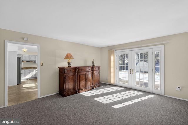 13 CROSSWICK PL, Willingboro, NJ 08046