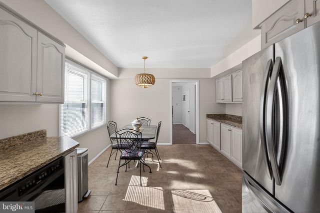 13 CROSSWICK PL, Willingboro, NJ 08046