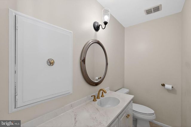 13 CROSSWICK PL, Willingboro, NJ 08046