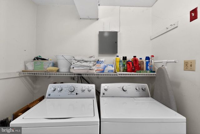 13 CROSSWICK PL, Willingboro, NJ 08046