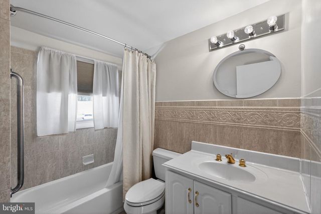 13 CROSSWICK PL, Willingboro, NJ 08046