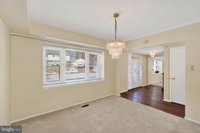 13 CROSSWICK PL, Willingboro, NJ 08046