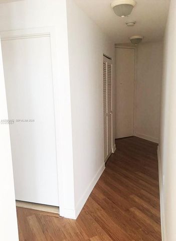 79 SW 12 ST 3006S, Miami, FL 33131