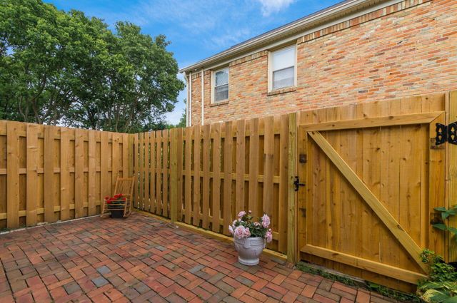 911 Manor Lane, J, Columbus, OH 43221