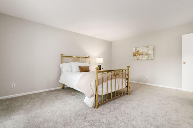 911 Manor Lane, J, Columbus, OH 43221
