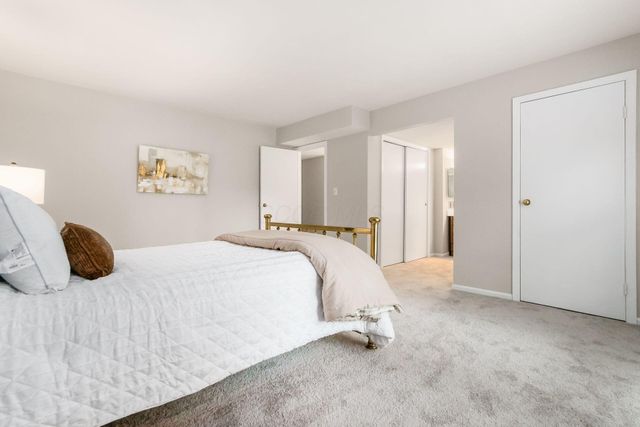 911 Manor Lane, J, Columbus, OH 43221