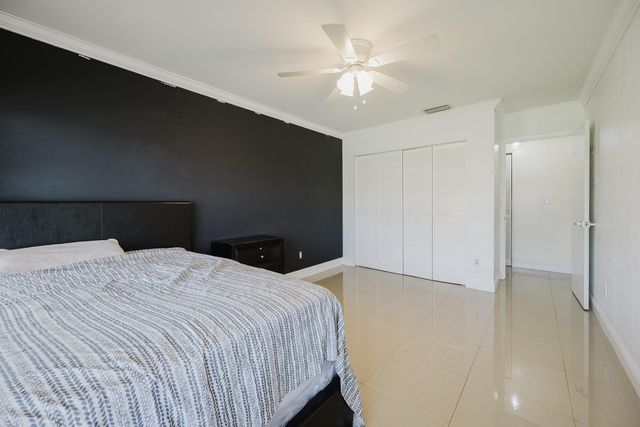 5402 Bonky Court 102b, West Palm Beach, FL 33415