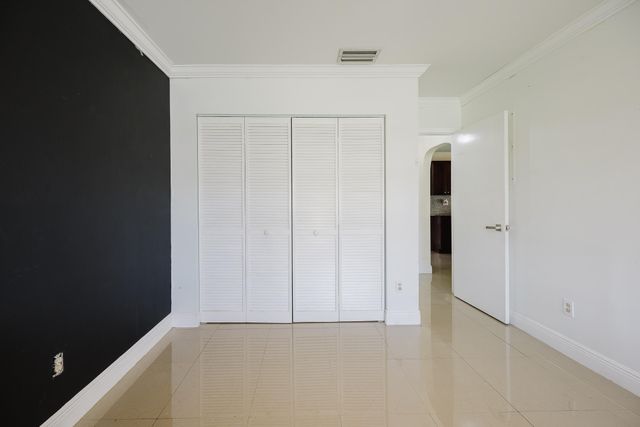 5402 Bonky Court 102b, West Palm Beach, FL 33415