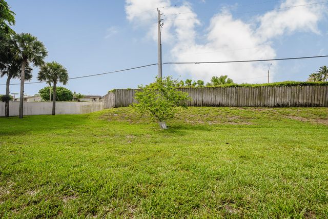 5402 Bonky Court 102b, West Palm Beach, FL 33415