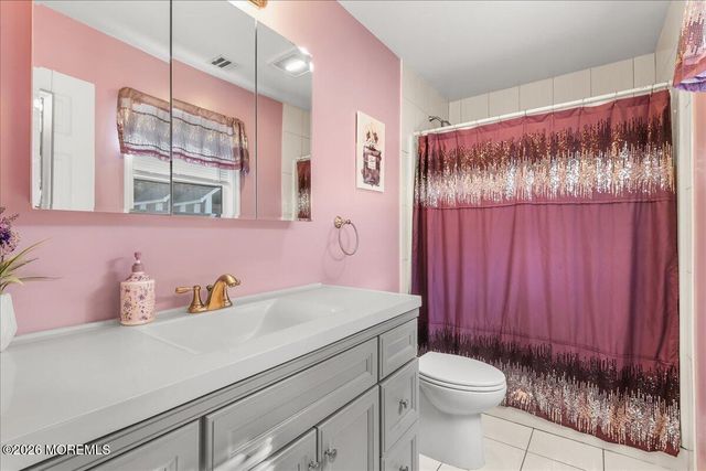 6 Soden Lane, Old Bridge, NJ 08857