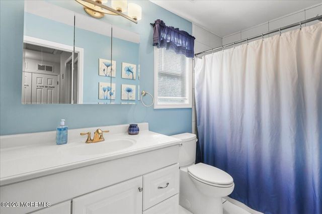 6 Soden Lane, Old Bridge, NJ 08857