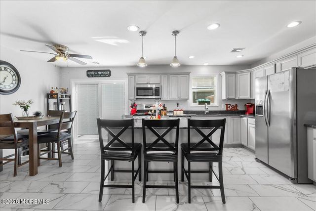 6 Soden Lane, Old Bridge, NJ 08857