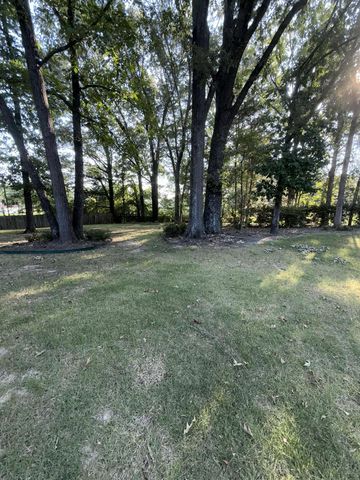 8463 STOKSUND CV, Memphis, TN 38018