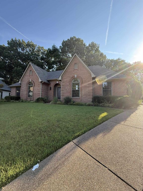 8463 STOKSUND CV, Memphis, TN 38018