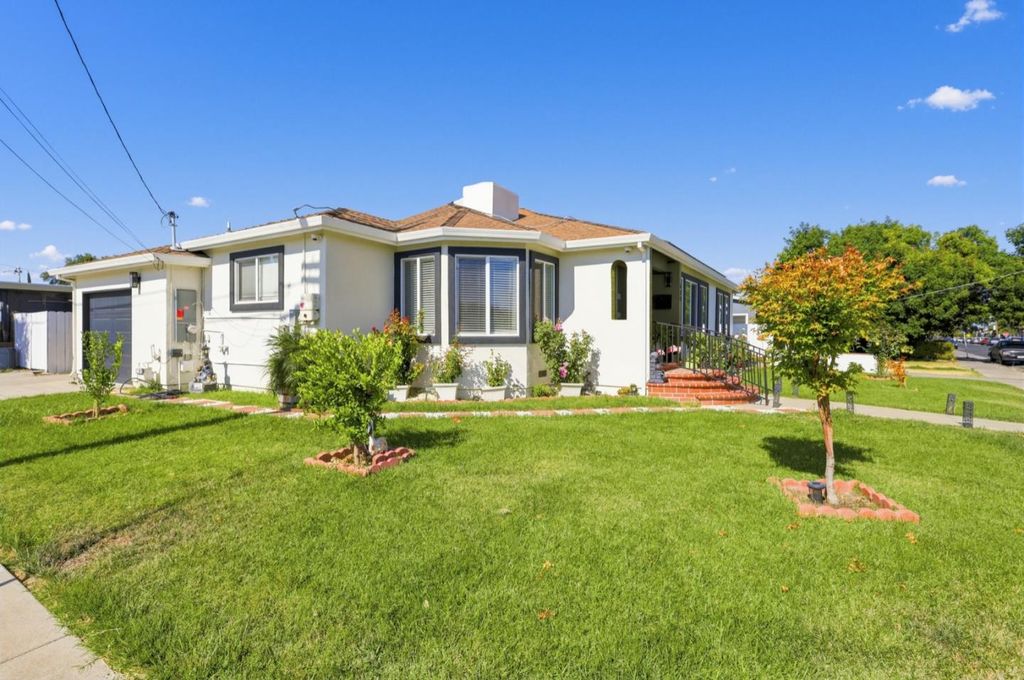 628 Carpino Avenue, Pittsburg, CA 94565