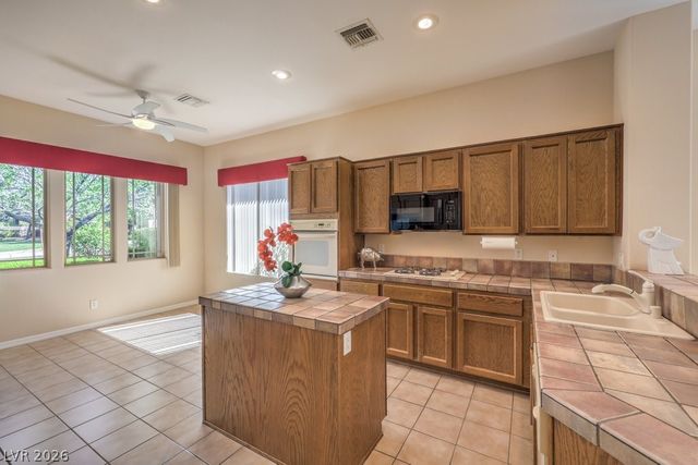 36 Feather Sound Drive, Henderson, NV 89052