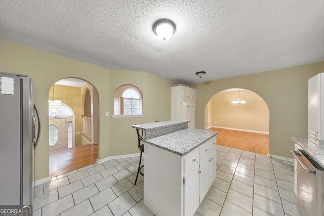 315 Magnolia Drive, Canton, GA 30114
