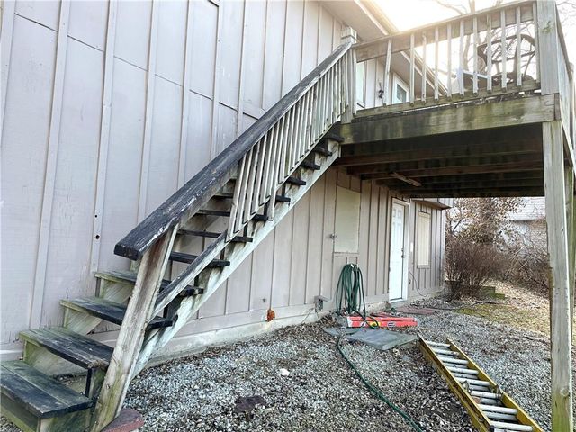 1310 N Forest Lane, Liberty, MO 64068