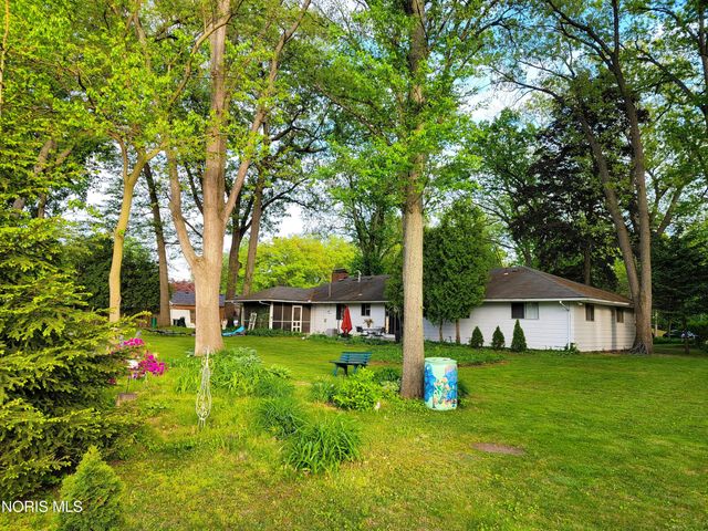 4850 N Arvilla Drive, Toledo, OH 43623