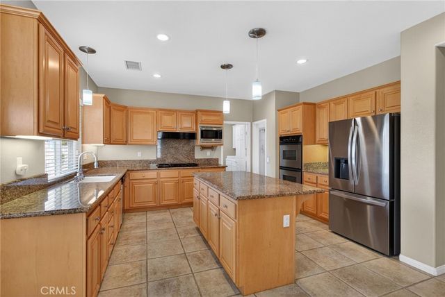 14427 Ashton, Riverside, CA 92508
