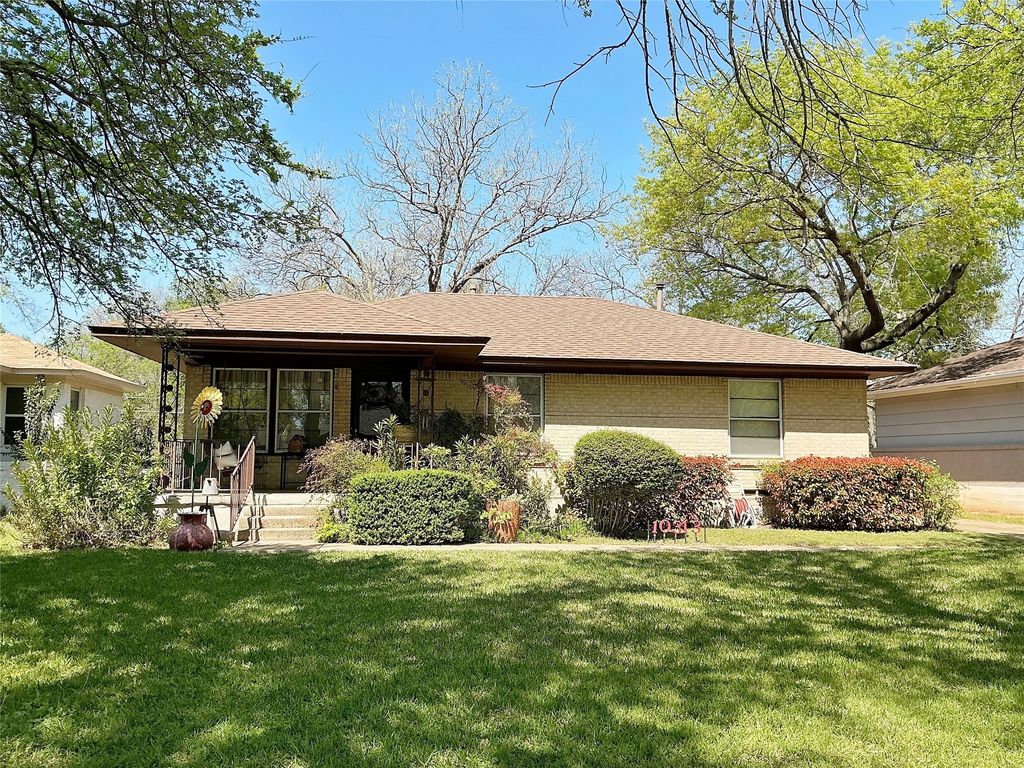 10313 Pinecrest Drive, Dallas, TX 75228