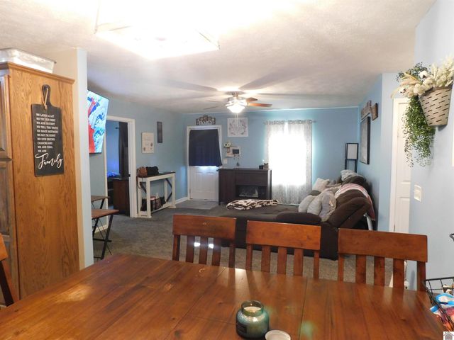 20 Cliffwood Drive, Cadiz, KY 42211