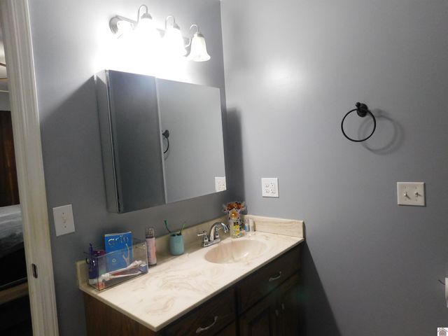 20 Cliffwood Drive, Cadiz, KY 42211