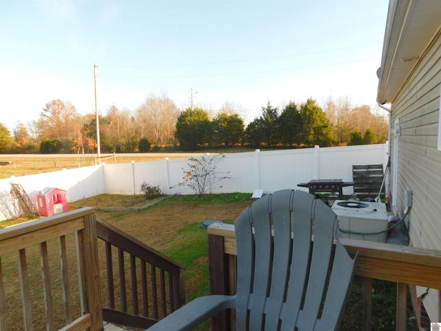 20 Cliffwood Drive, Cadiz, KY 42211