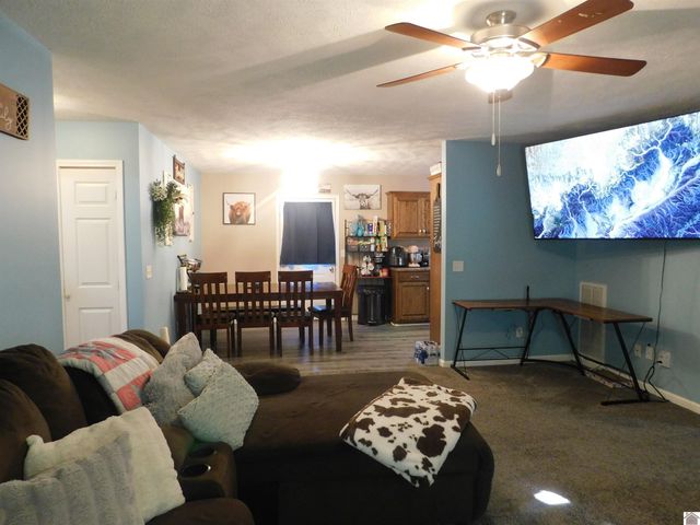 20 Cliffwood Drive, Cadiz, KY 42211