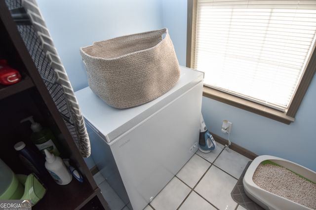 1021 Us Hwy 19, Meansville, GA 30256