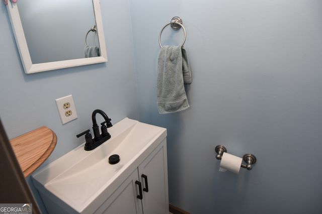 1021 Us Hwy 19, Meansville, GA 30256