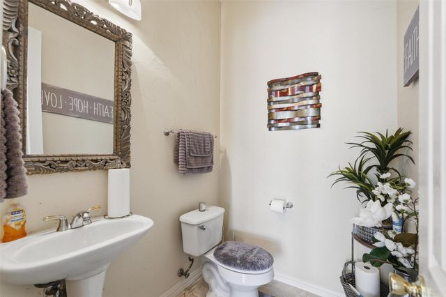 645 Ten Mile Drive, Desoto, TX 75115