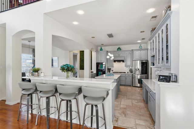 645 Ten Mile Drive, Desoto, TX 75115