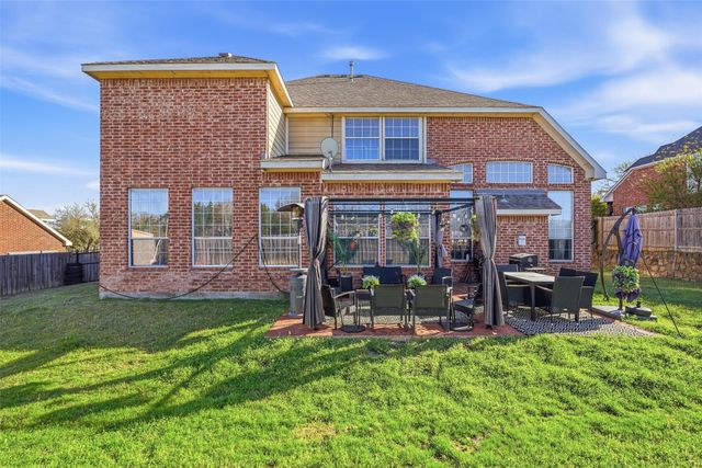 645 Ten Mile Drive, Desoto, TX 75115