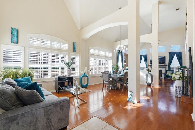 645 Ten Mile Drive, Desoto, TX 75115