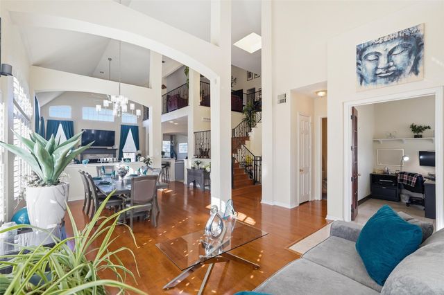 645 Ten Mile Drive, Desoto, TX 75115