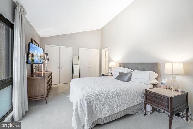 11915 ESCALANTE CT, Reston, VA 20191