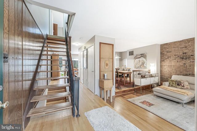 11915 ESCALANTE CT, Reston, VA 20191